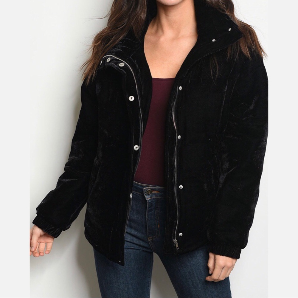 BLACK VELVET PUFFER JACKET - Picture 3 of 8